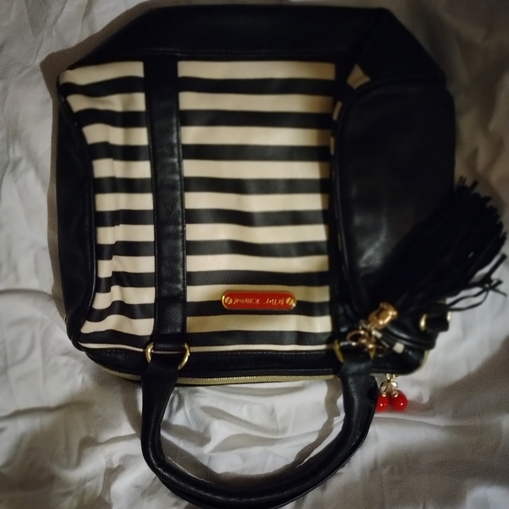 Betsey Johnson Black And White Stripes Bag Gem